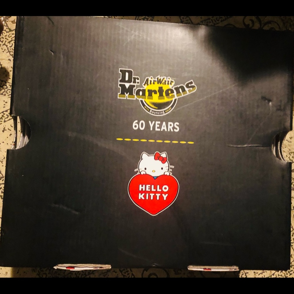 Dr. Martens Hello Kitty Collaboration Size 1 Kids